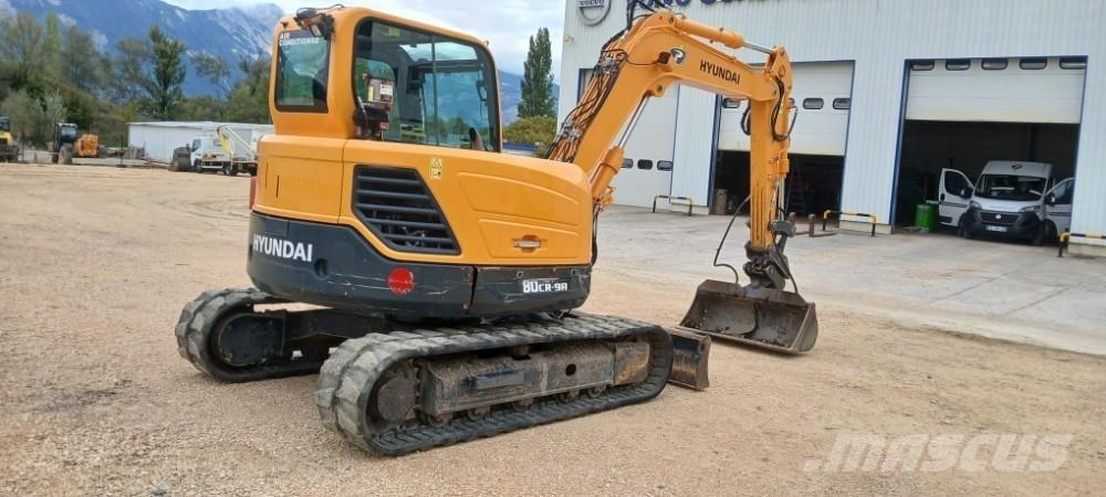 Hyundai R80CR-9A 중형굴삭기 7톤-28톤