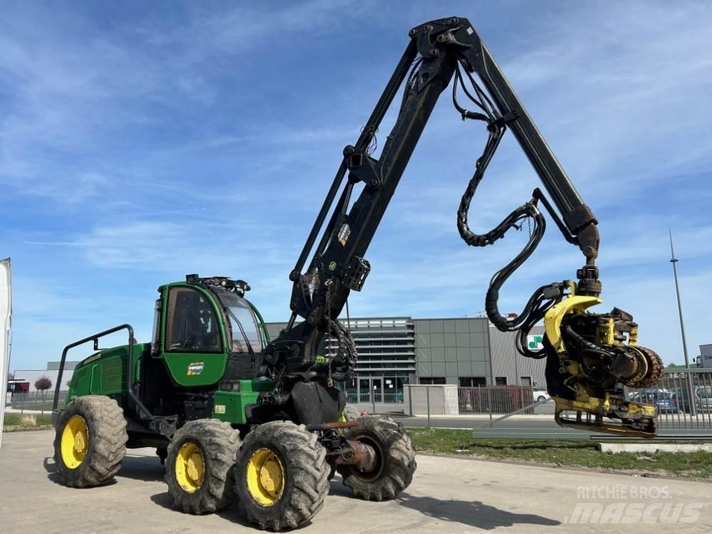 John Deere 1270E 팰러번처