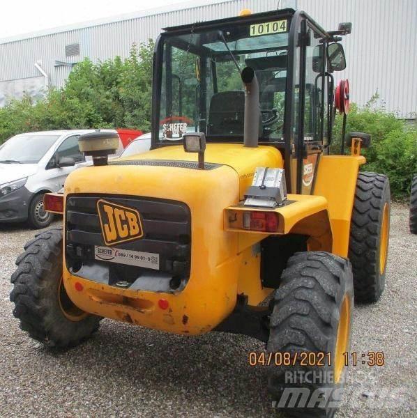 JCB 940-4 험지용 트럭