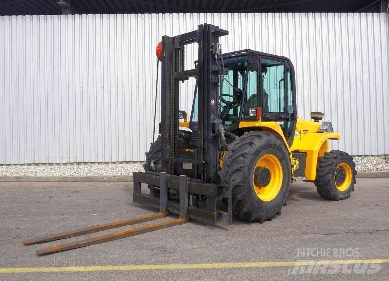 JCB 940-4 험지용 트럭