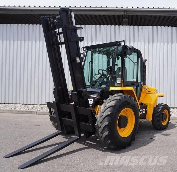 JCB 940-4 험지용 트럭
