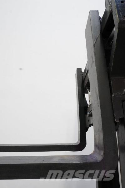 OM Xi 14 리치 트럭