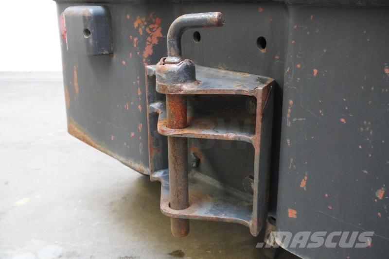 Still R06-06 견인 트럭