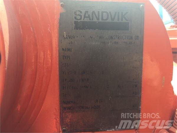 Sandvik LH410 지하 광산용 로더