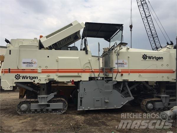 Wirtgen 2100 수평 굴착 장치