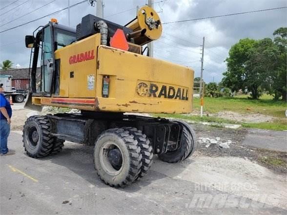 Gradall XL3300 V  휠 굴삭기