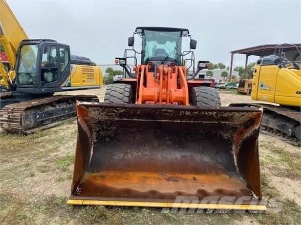 Hitachi ZW250-6  휠로우더
