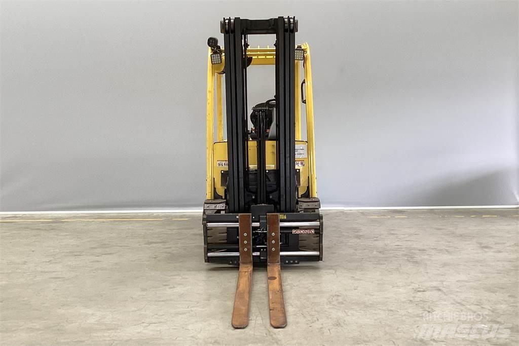 Hyster J2.5XN 전동 지게차