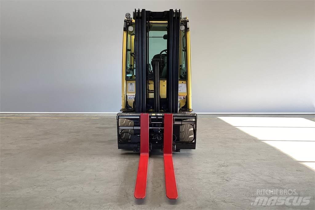 Hyster J3.50XN 전동 지게차