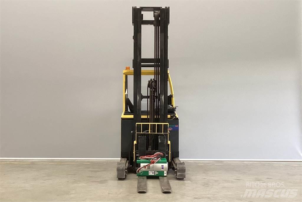 Hyster R1.6 리치 트럭
