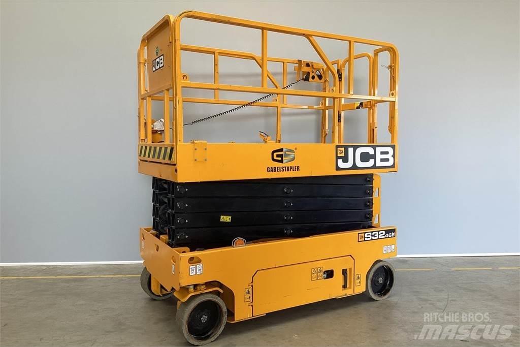 JCB S3246E 가위형 리프트