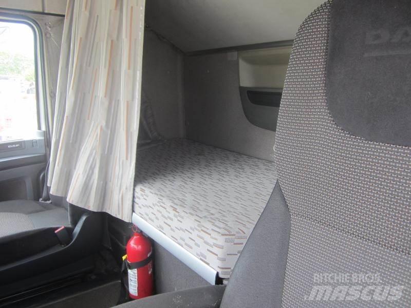 DAF XF 460 트랙터 유닛