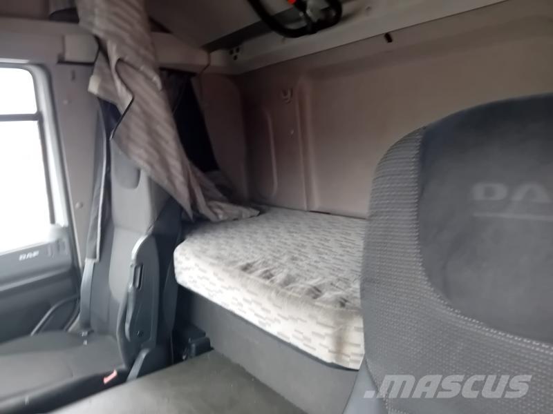 DAF XF 460 트랙터 유닛