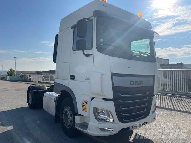 DAF XF105 트랙터 유닛