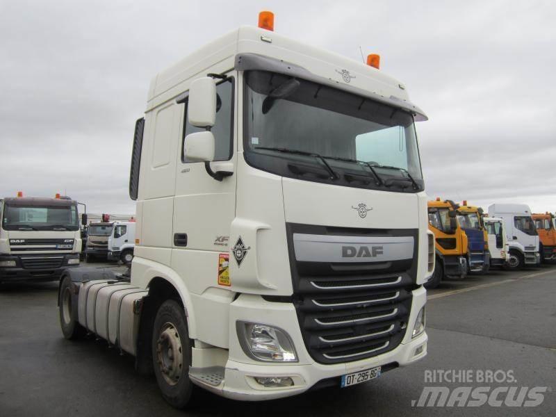 DAF XF105 460 트랙터 유닛