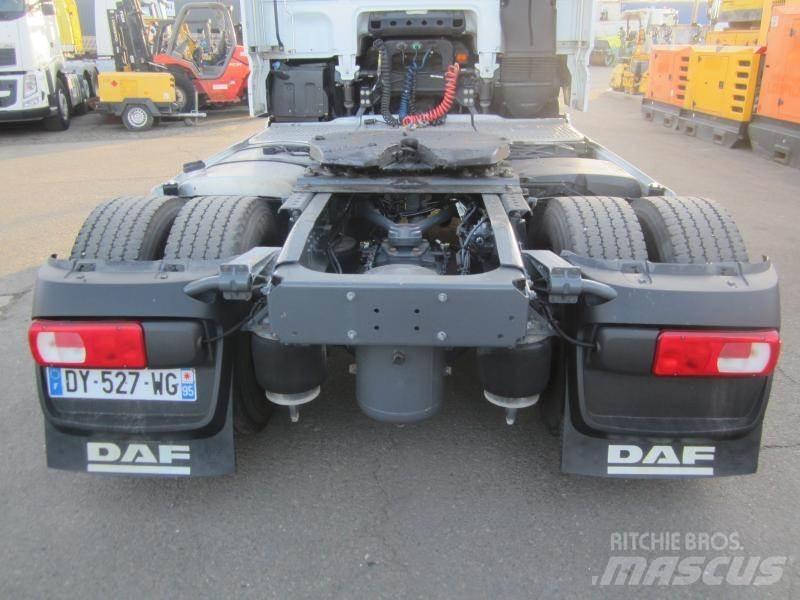 DAF XF105 460 트랙터 유닛