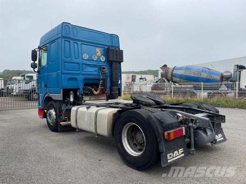 DAF XF105 460 트랙터 유닛
