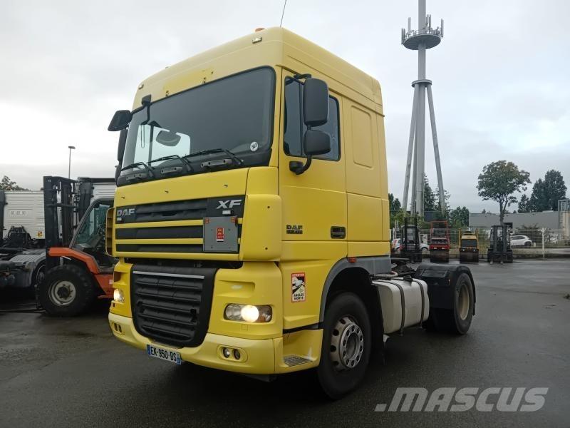 DAF XF105 460 트랙터 유닛