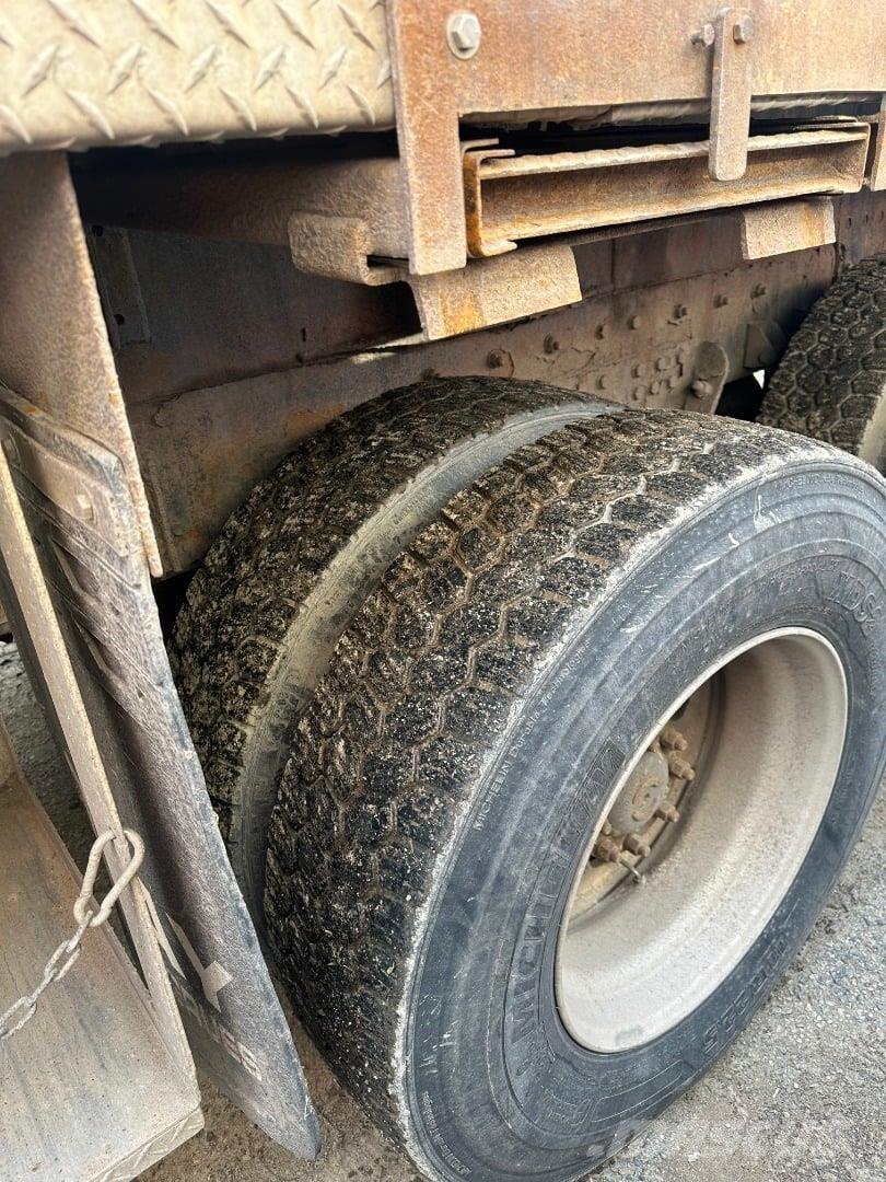 National 1500 크레인 트럭