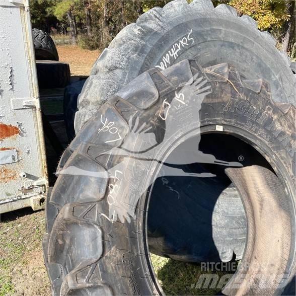 BKT 480/70R34 건설 장비 - 기타
