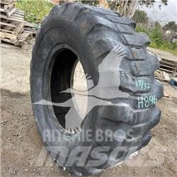 Titan 17.5x25 타이어, 휠 및 림