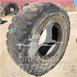 Titan 20.5R25 타이어, 휠 및 림