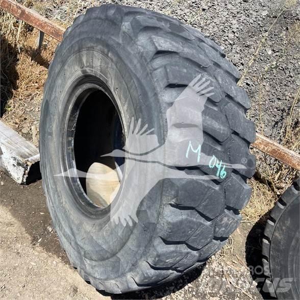 Titan 20.5R25 타이어, 휠 및 림