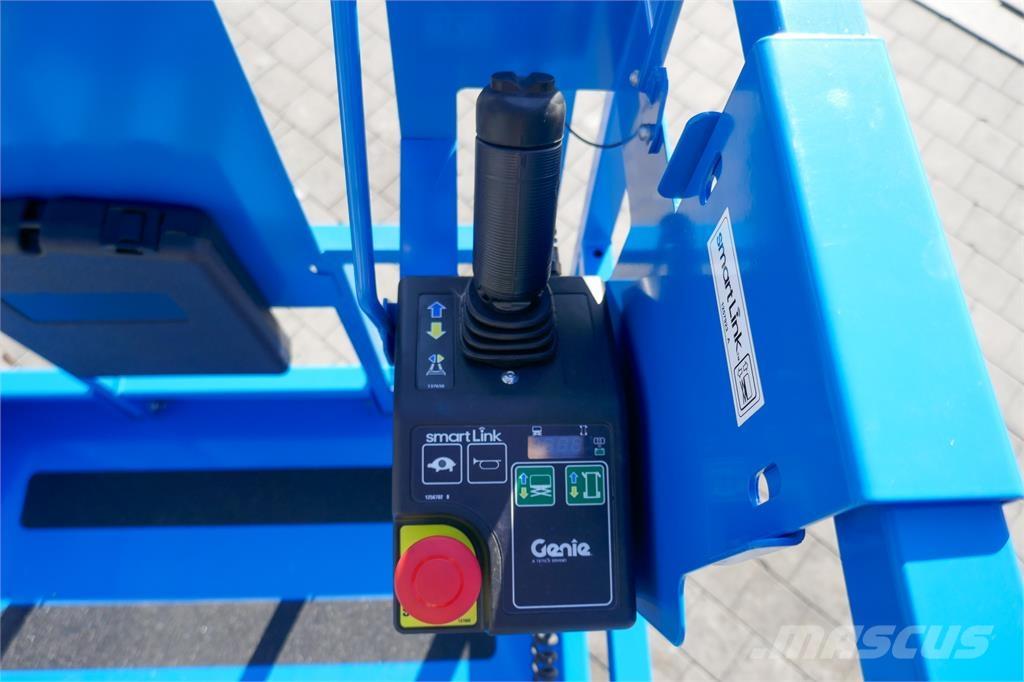 Genie GS 3246 가위형 리프트