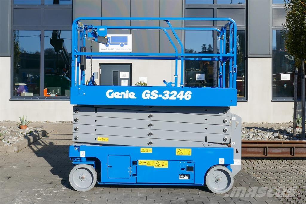 Genie GS 3246 가위형 리프트