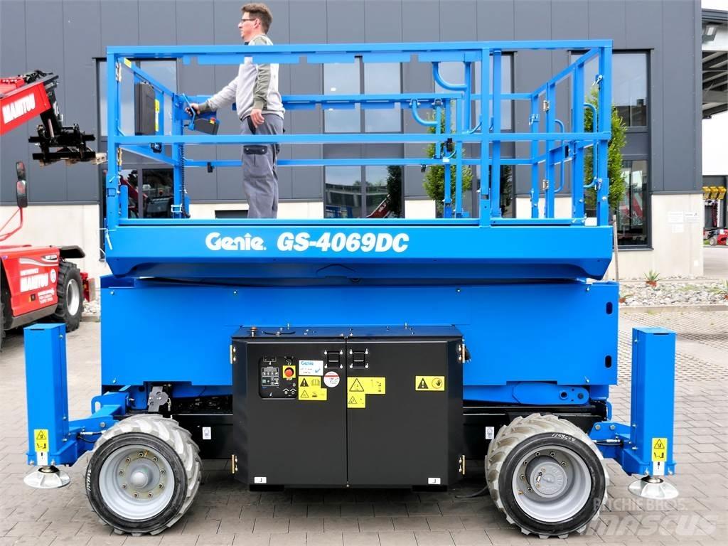 Genie GS 4069 DC 가위형 리프트