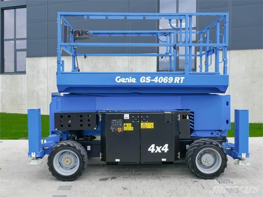 Genie GS 4069RT 가위형 리프트