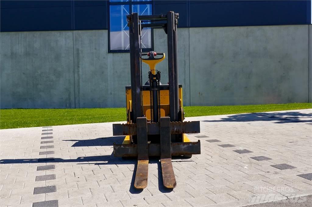 Linde L12 포크리프트