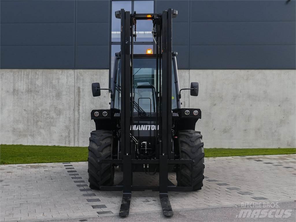 Manitou M 30-4 험지용 트럭