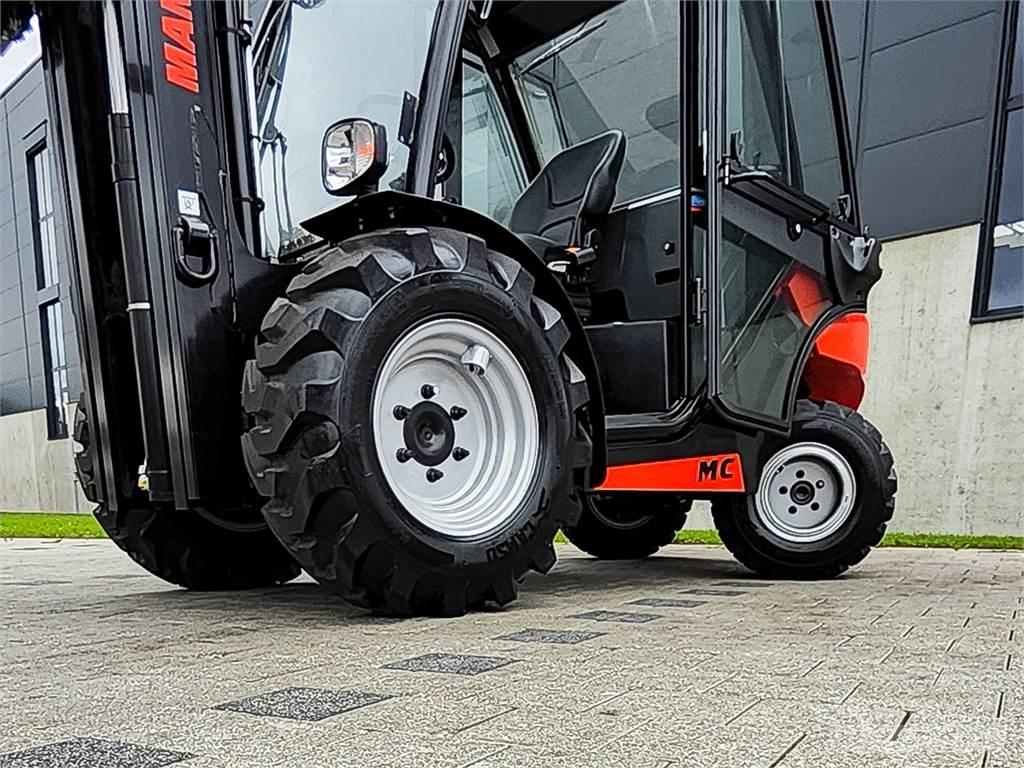 Manitou MC 25-4 험지용 트럭