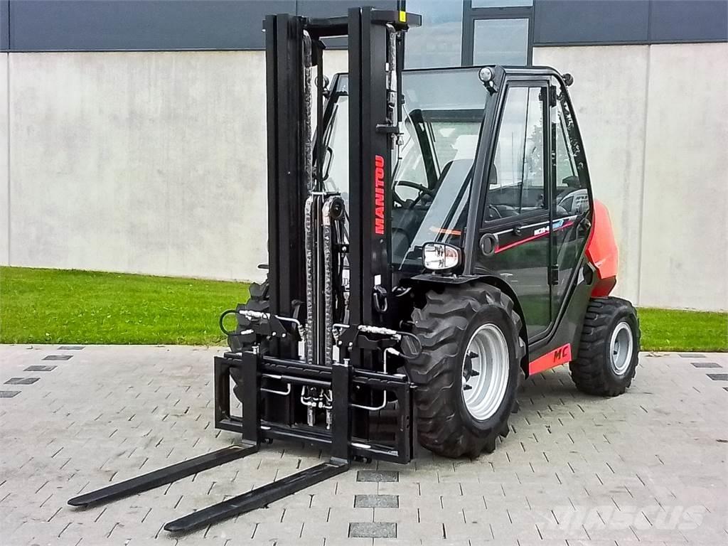 Manitou MC 25-4 험지용 트럭