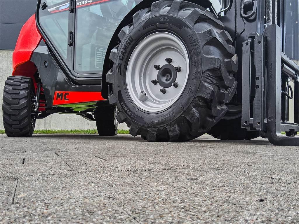Manitou MC 30-4 험지용 트럭