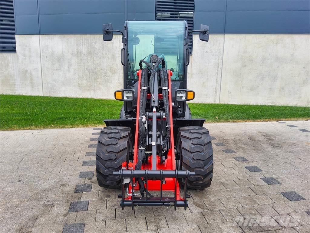 Manitou MLA 3-25H 소형 굴삭기 7톤 미만