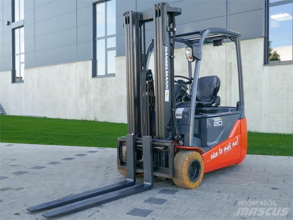 Toyota 02-8FBE20T 전동 지게차