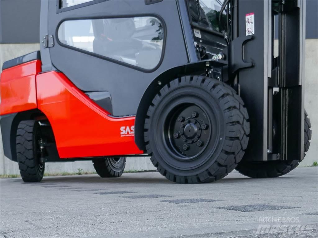 Toyota 52-8FDJF35 디젤 지게차