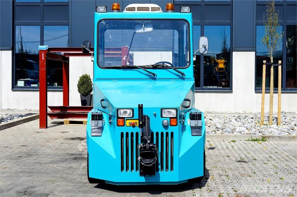 Volk TFZ30H 견인 트럭