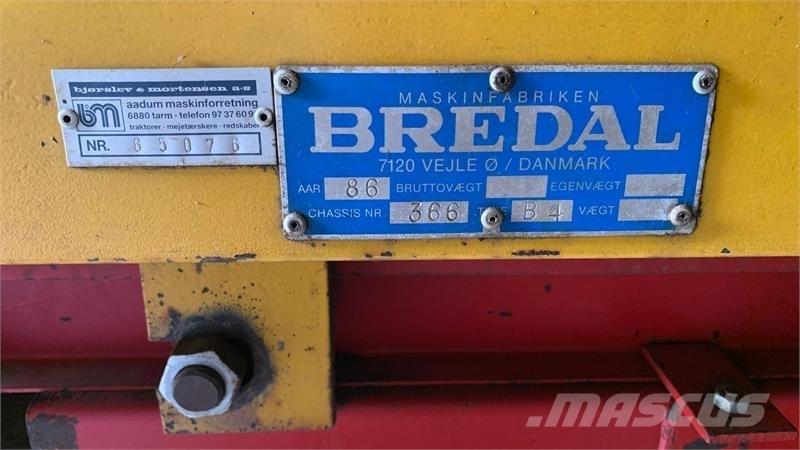 Bredal B 4 미네랄 살포기