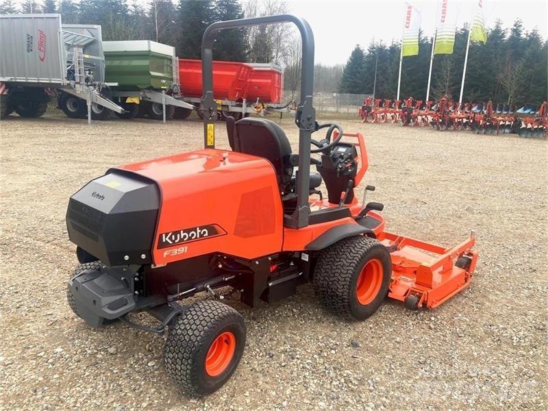 Kubota F-391 다용도 공구 운반차