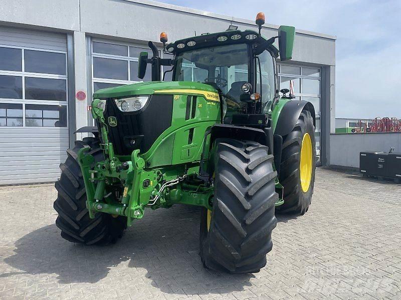 John Deere 6R 215 트랙터