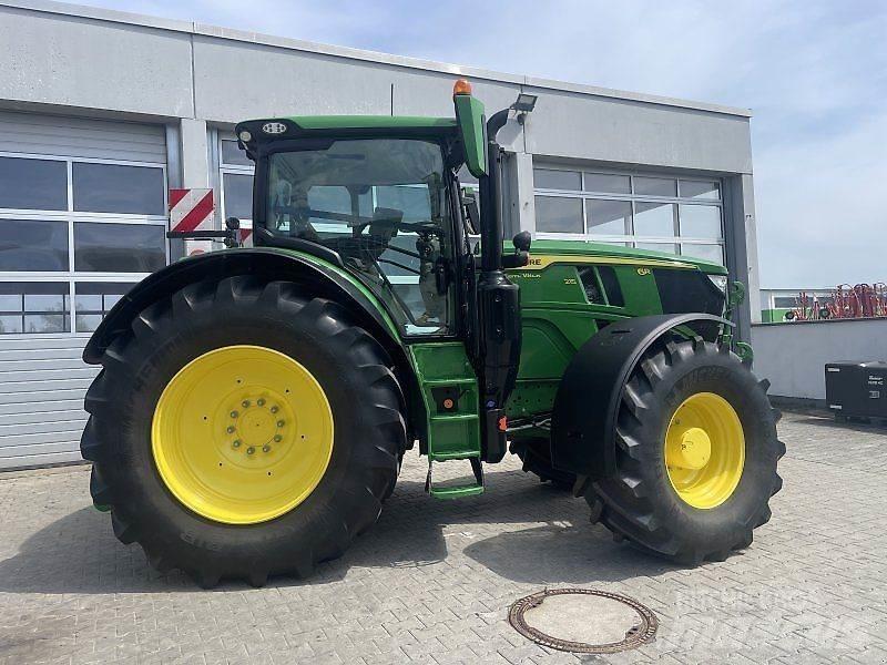 John Deere 6R 215 트랙터