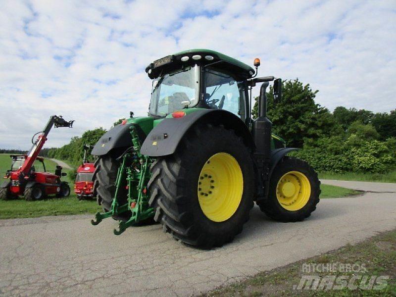 John Deere 7250R 트랙터