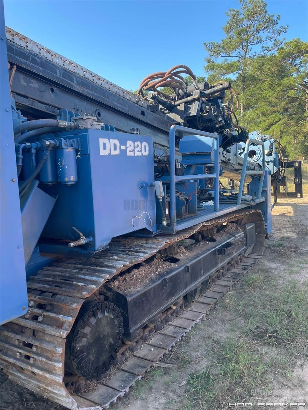 American Augers DD-220 수평 굴착 장치