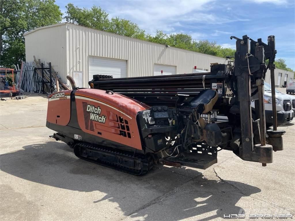 Ditch Witch JT2020 Mach 1 수평 굴착 장치