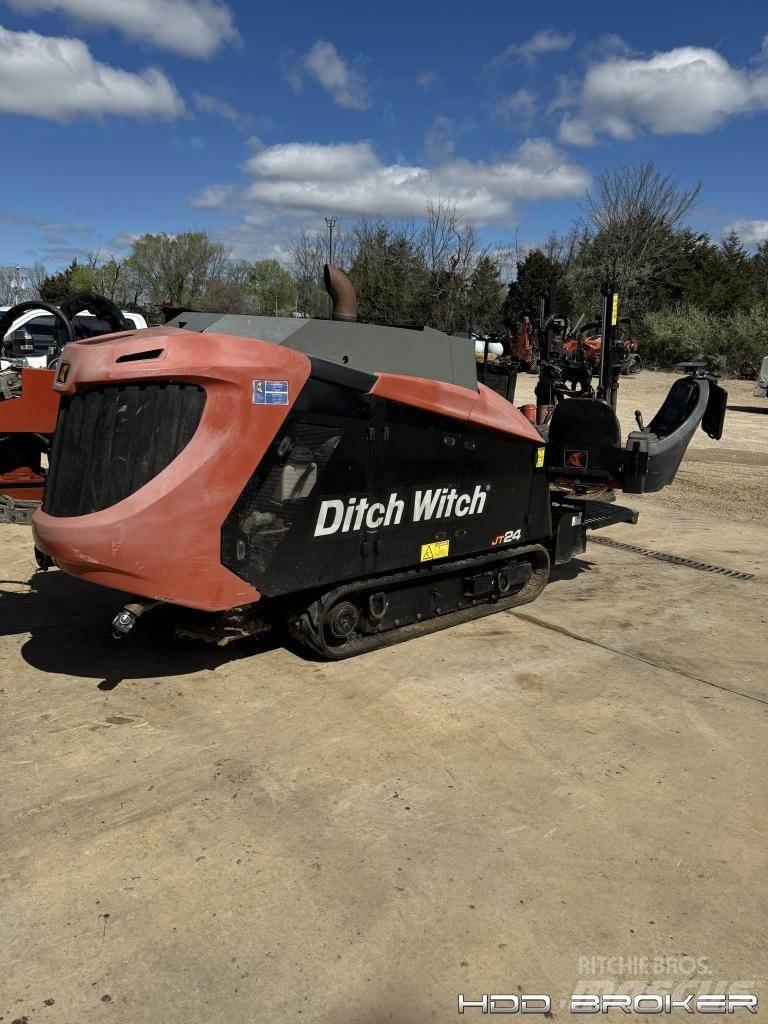 Ditch Witch JT24 수평 굴착 장치