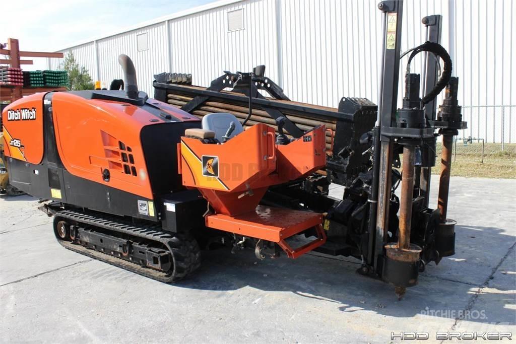 Ditch Witch JT25 수평 굴착 장치