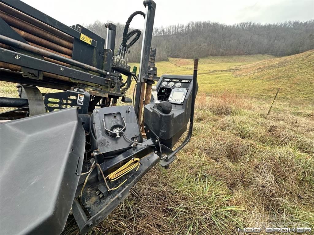 Ditch Witch JT3020 Mach 1 수평 굴착 장치